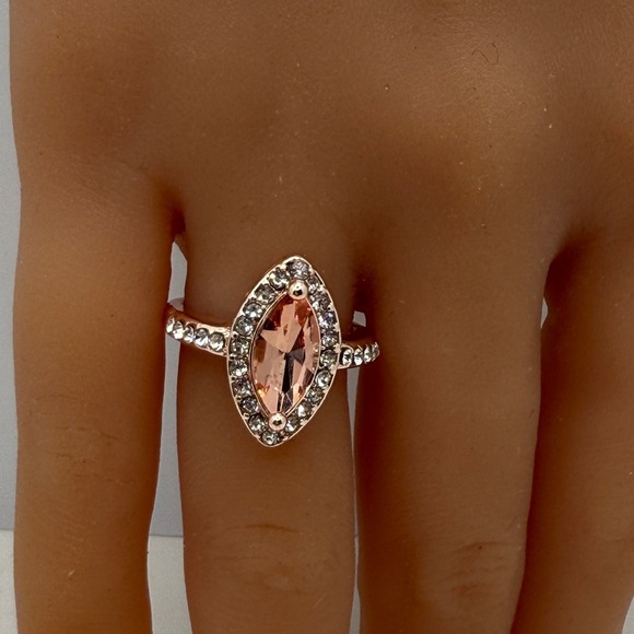Rose Gold Ring - Picture 4 of 5